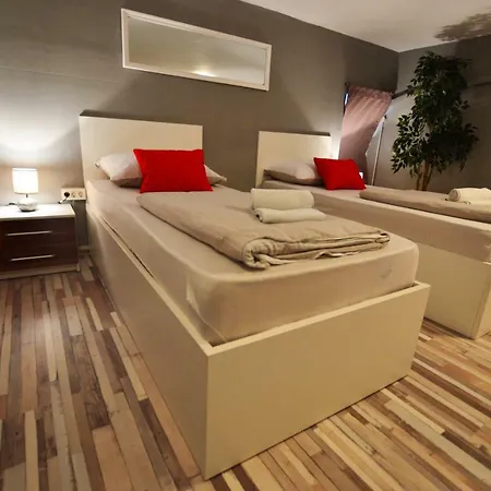 City Apartment Zadar * زادار